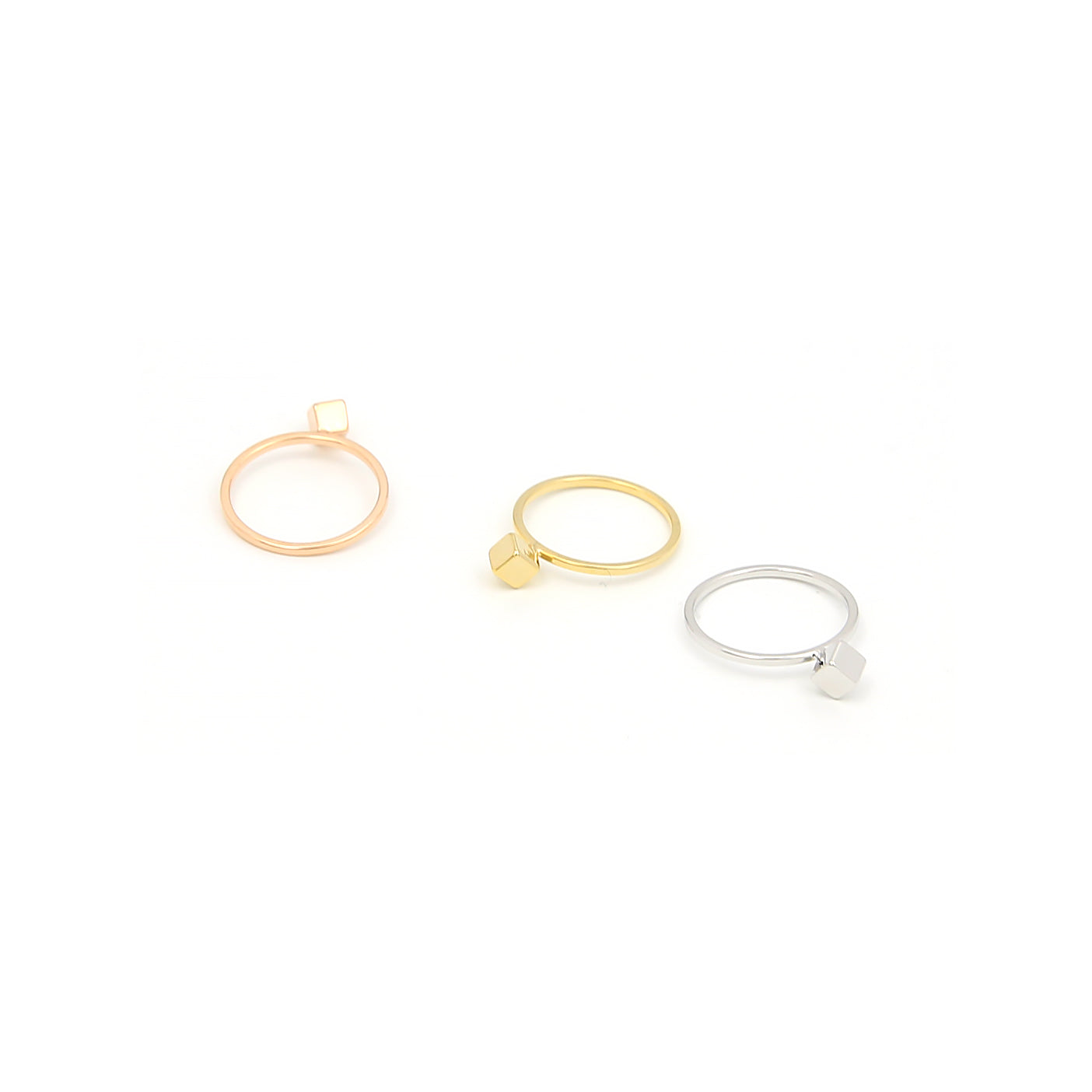 MINI CUBE RING